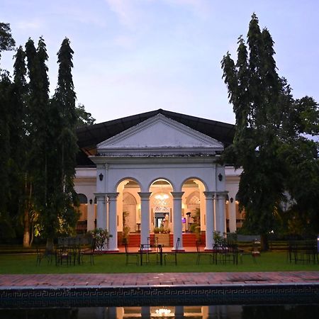 Thengal Manor Hotel Jorhat Exterior photo