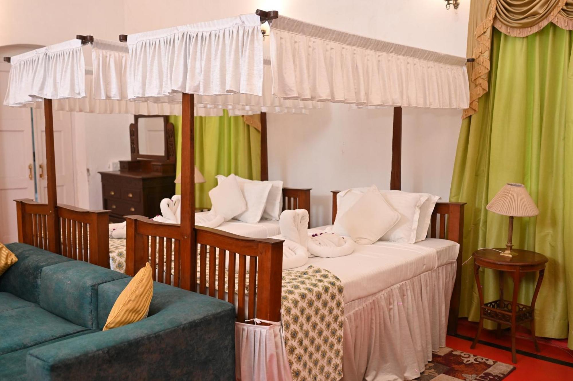 Thengal Manor Hotel Jorhat Exterior photo