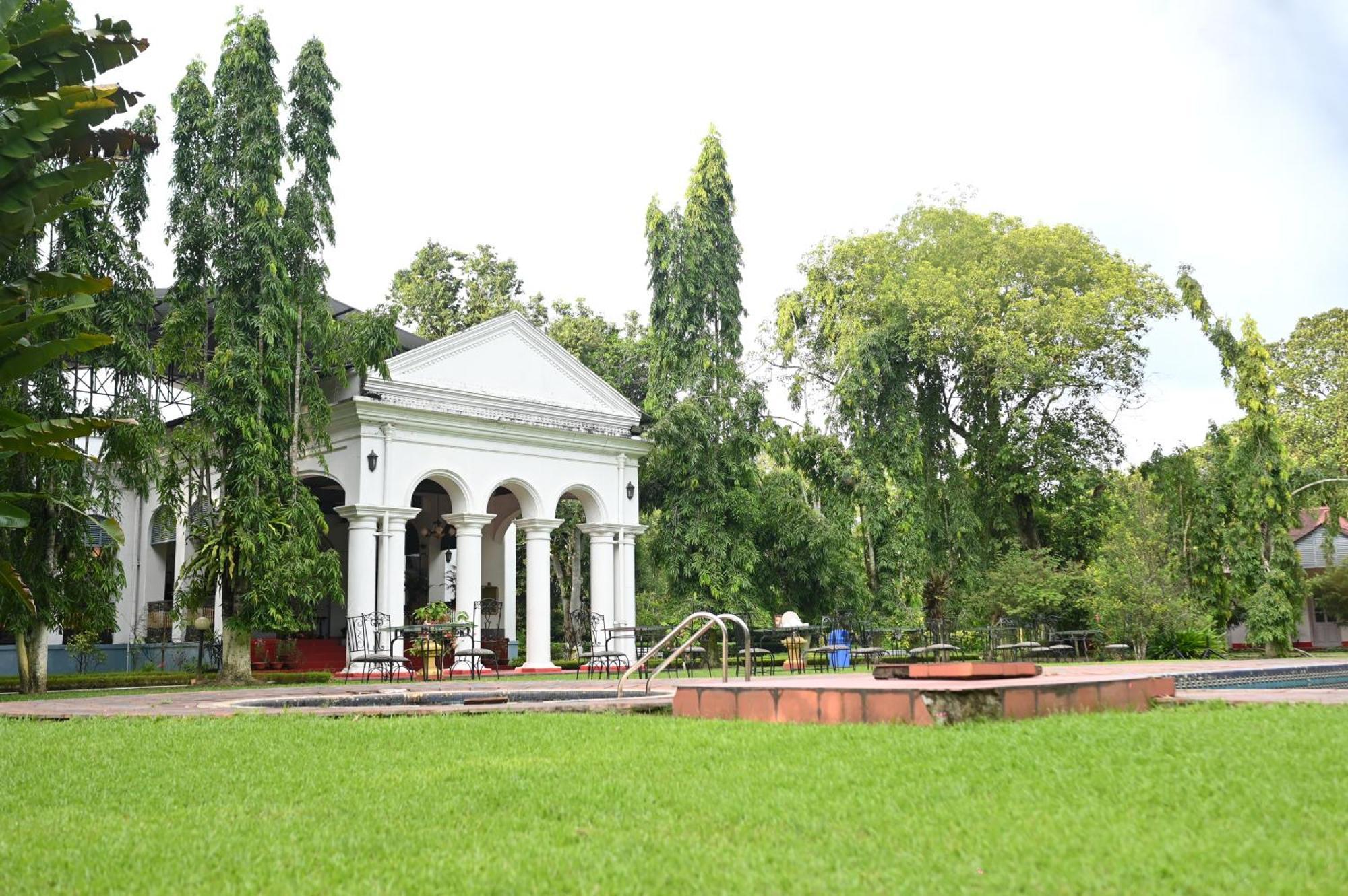 Thengal Manor Hotel Jorhat Exterior photo