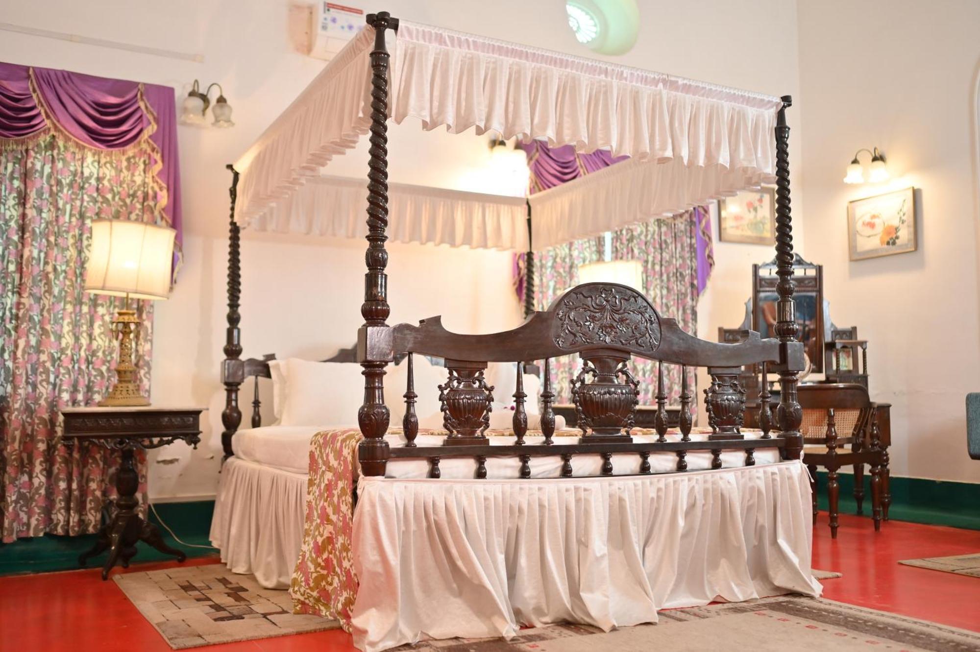 Thengal Manor Hotel Jorhat Exterior photo