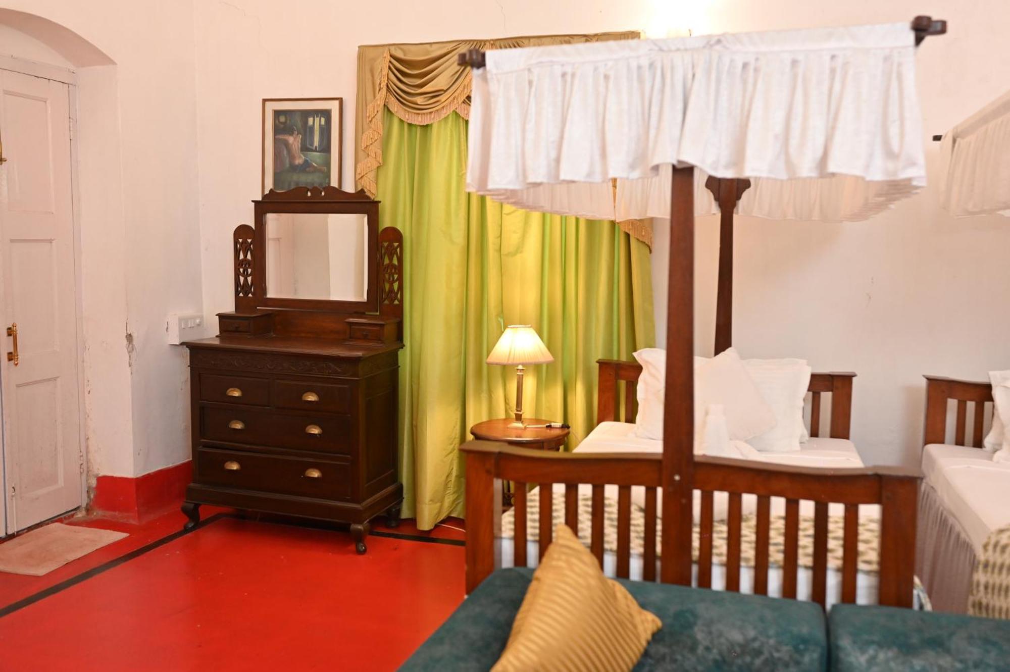 Thengal Manor Hotel Jorhat Exterior photo