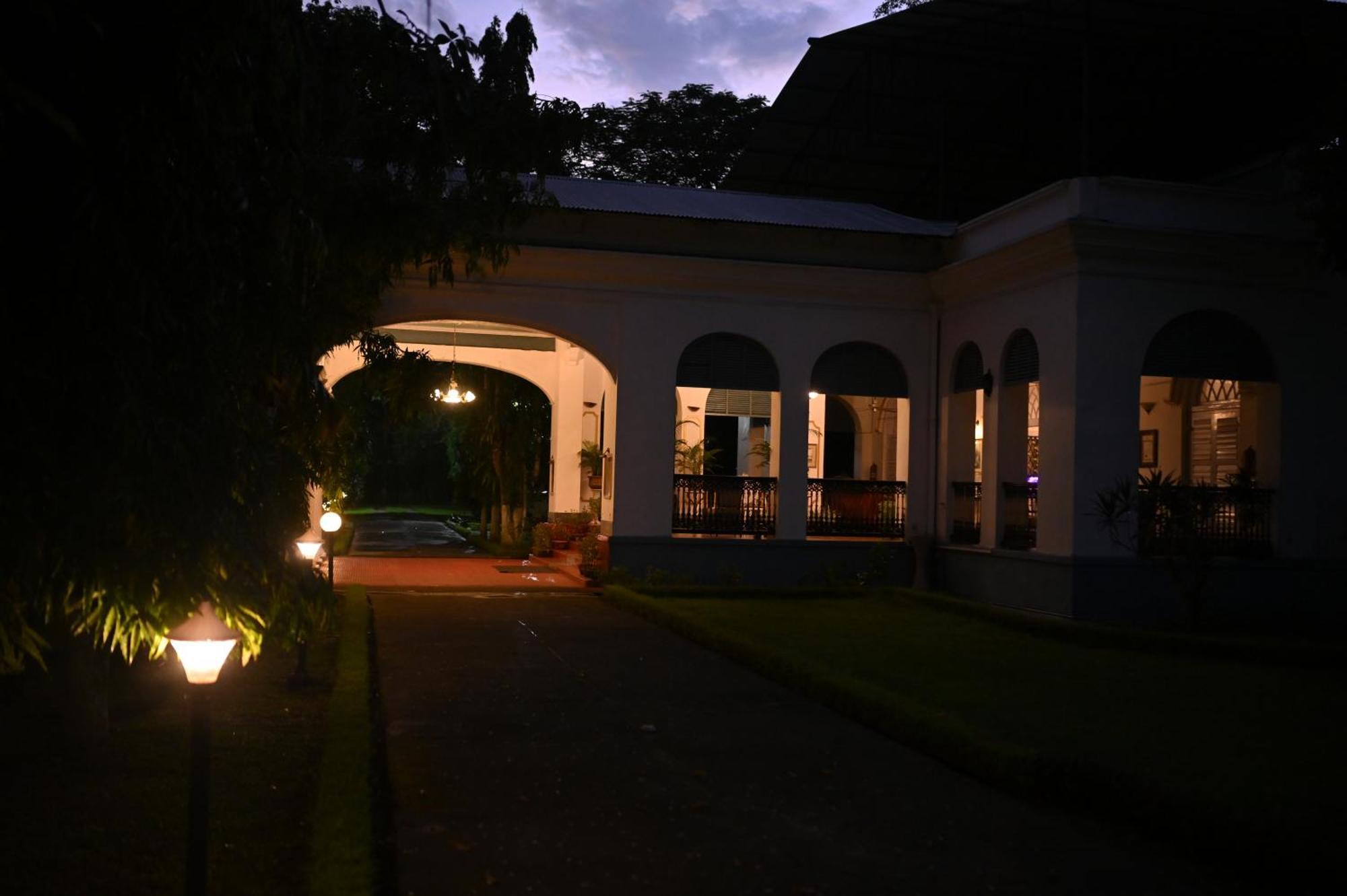 Thengal Manor Hotel Jorhat Exterior photo