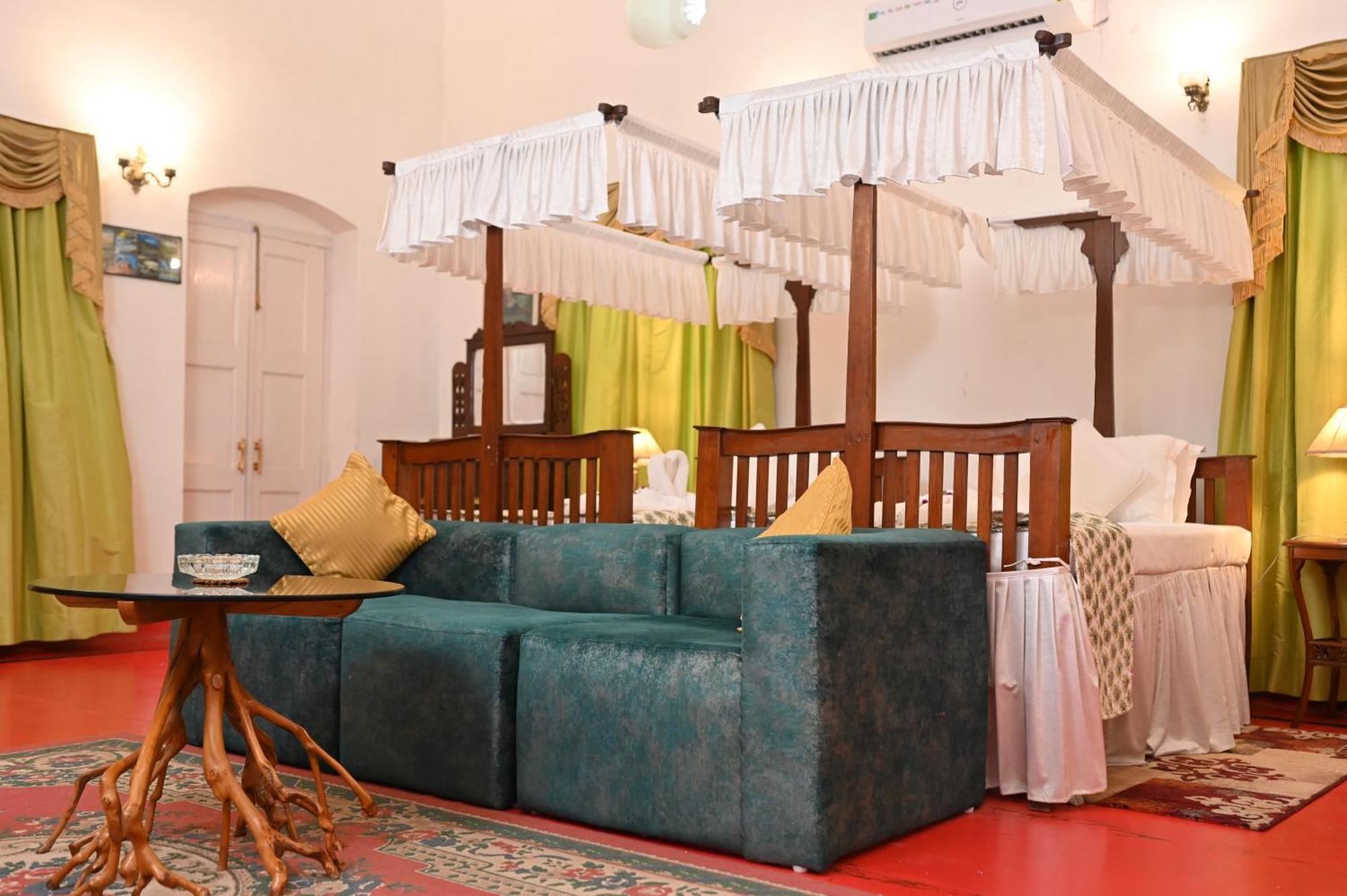 Thengal Manor Hotel Jorhat Exterior photo