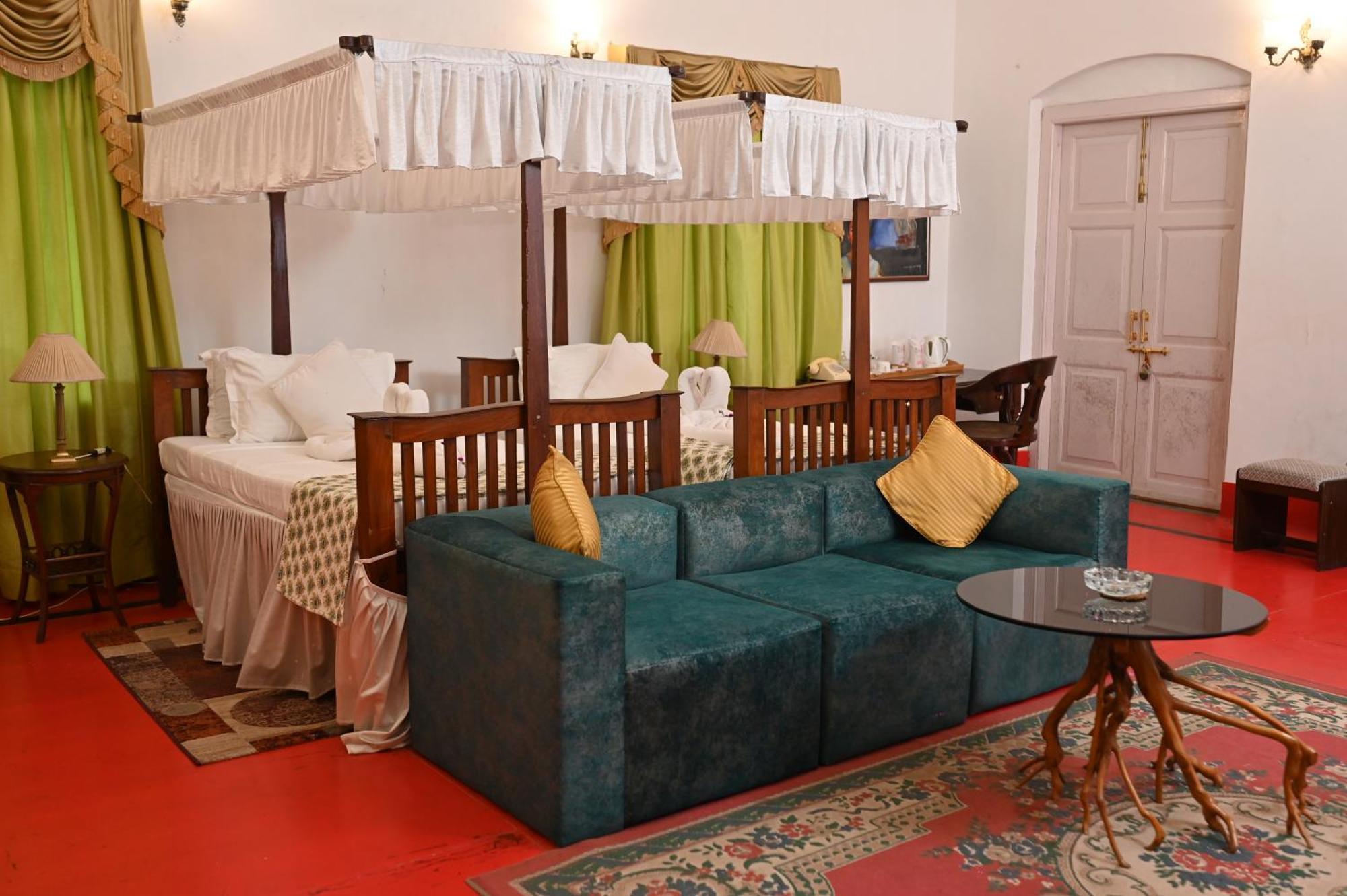 Thengal Manor Hotel Jorhat Exterior photo